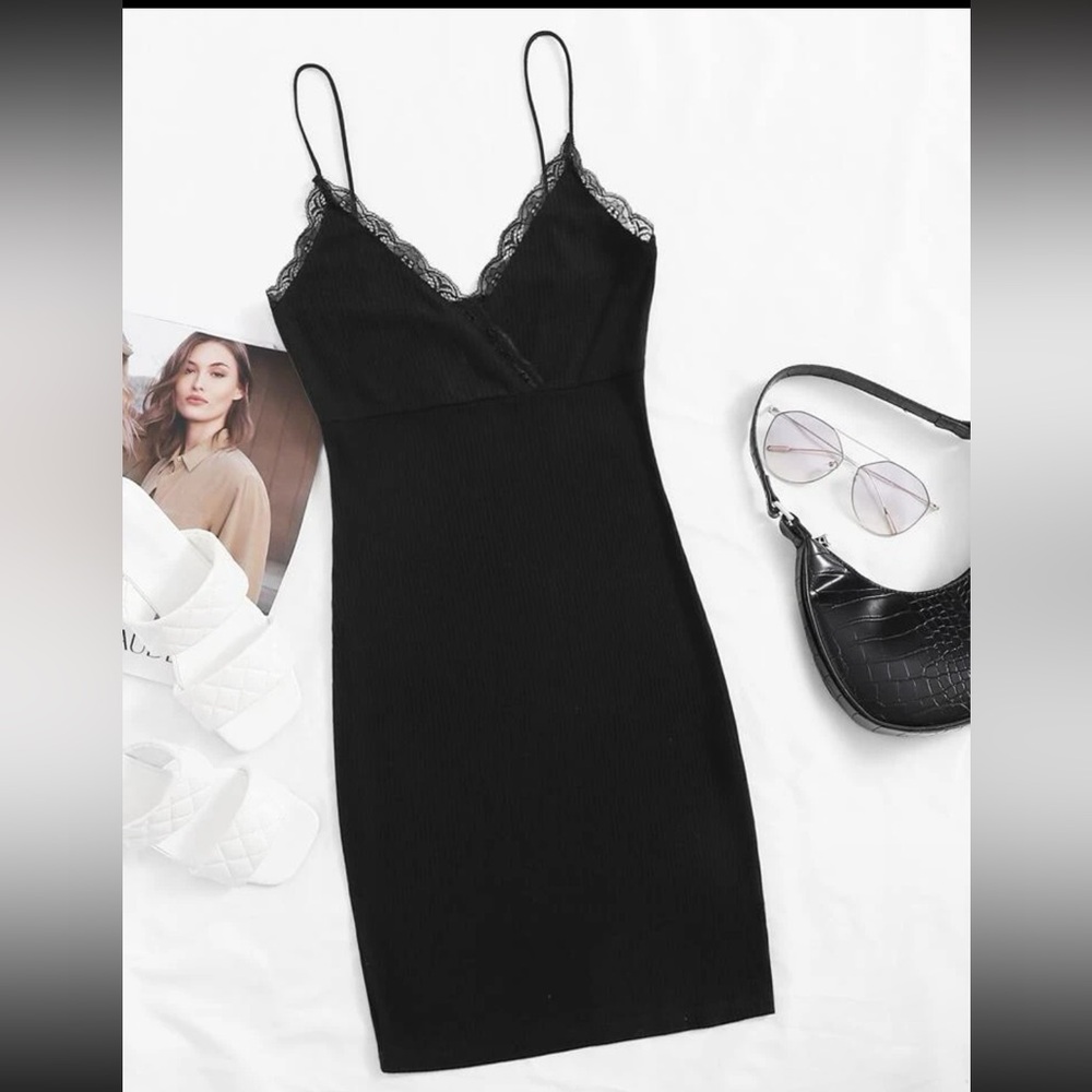 SHEIN Black Lace Bodycon Dress
